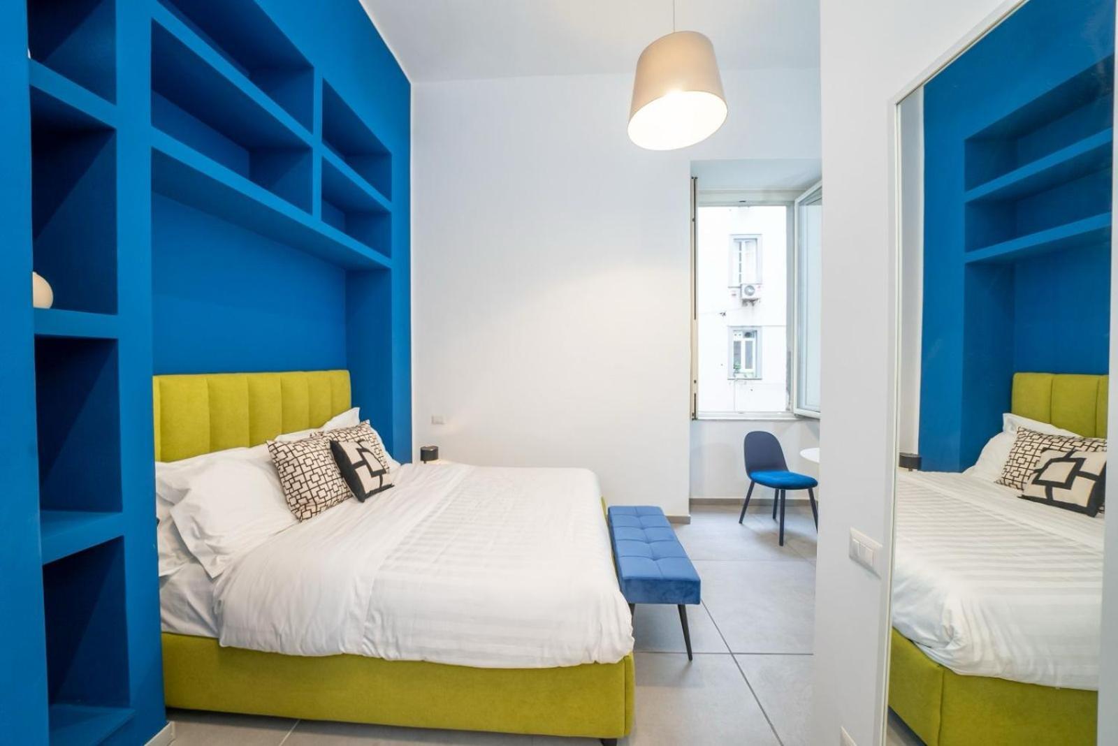 Bovio Boutique Studio Apartment Наполи Стая снимка