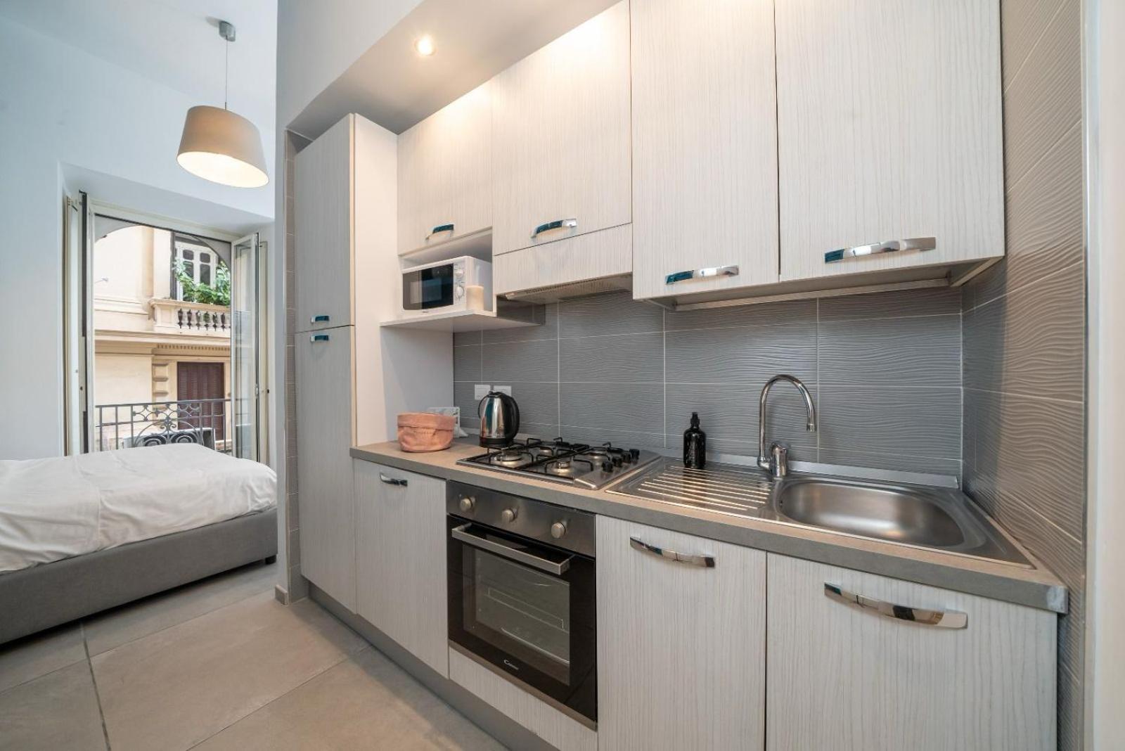 Bovio Boutique Studio Apartment Наполи Стая снимка