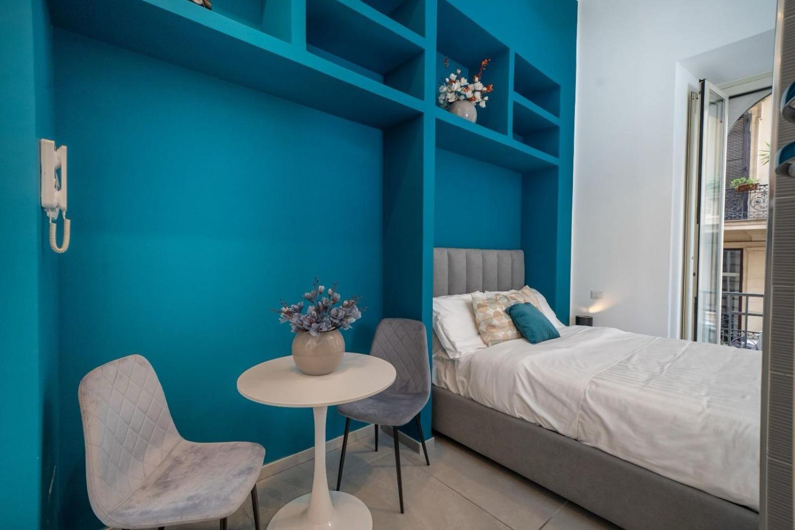 Bovio Boutique Studio Apartment Наполи Стая снимка
