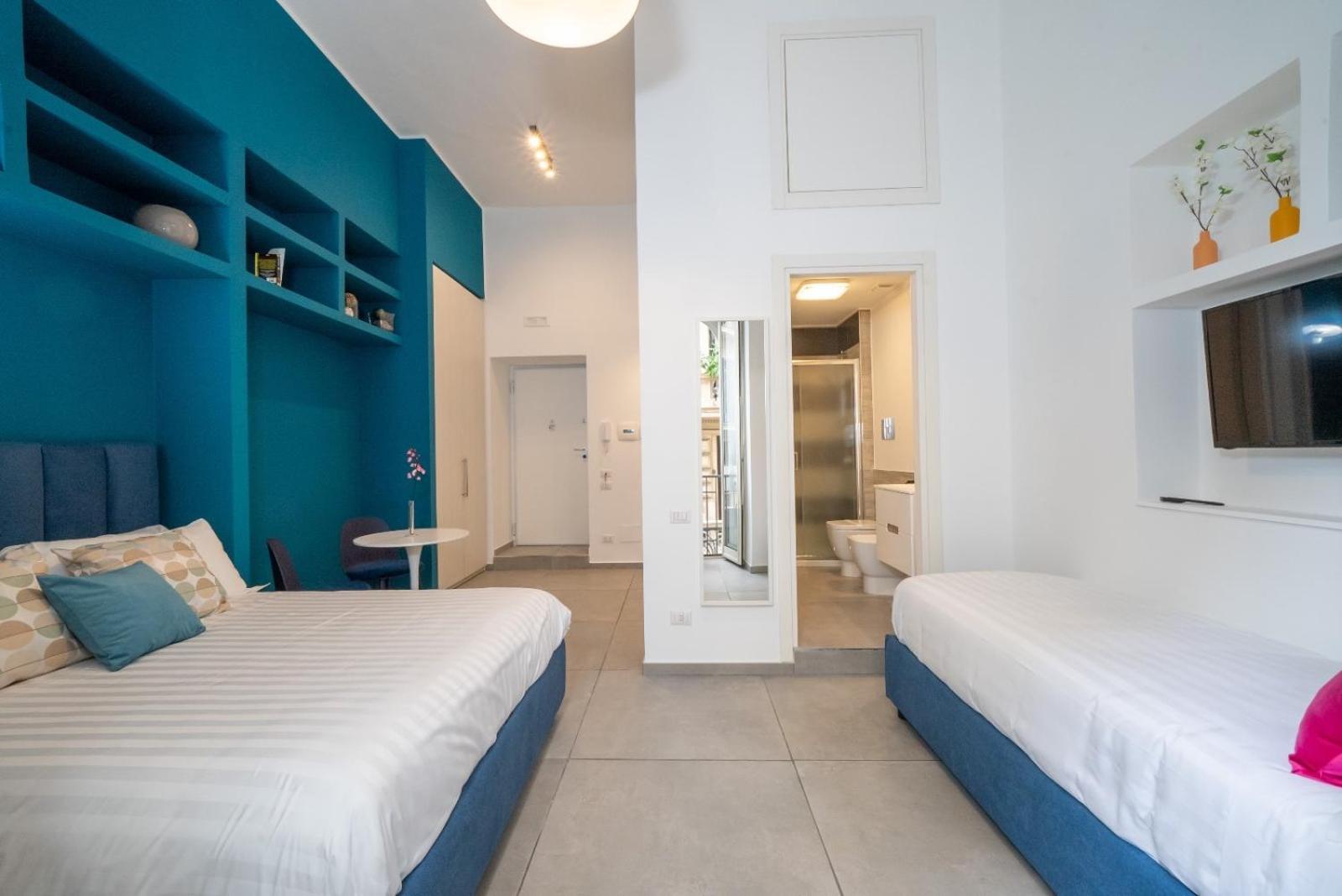Bovio Boutique Studio Apartment Наполи Екстериор снимка